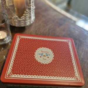 Vintage Deluxe sewing kit.