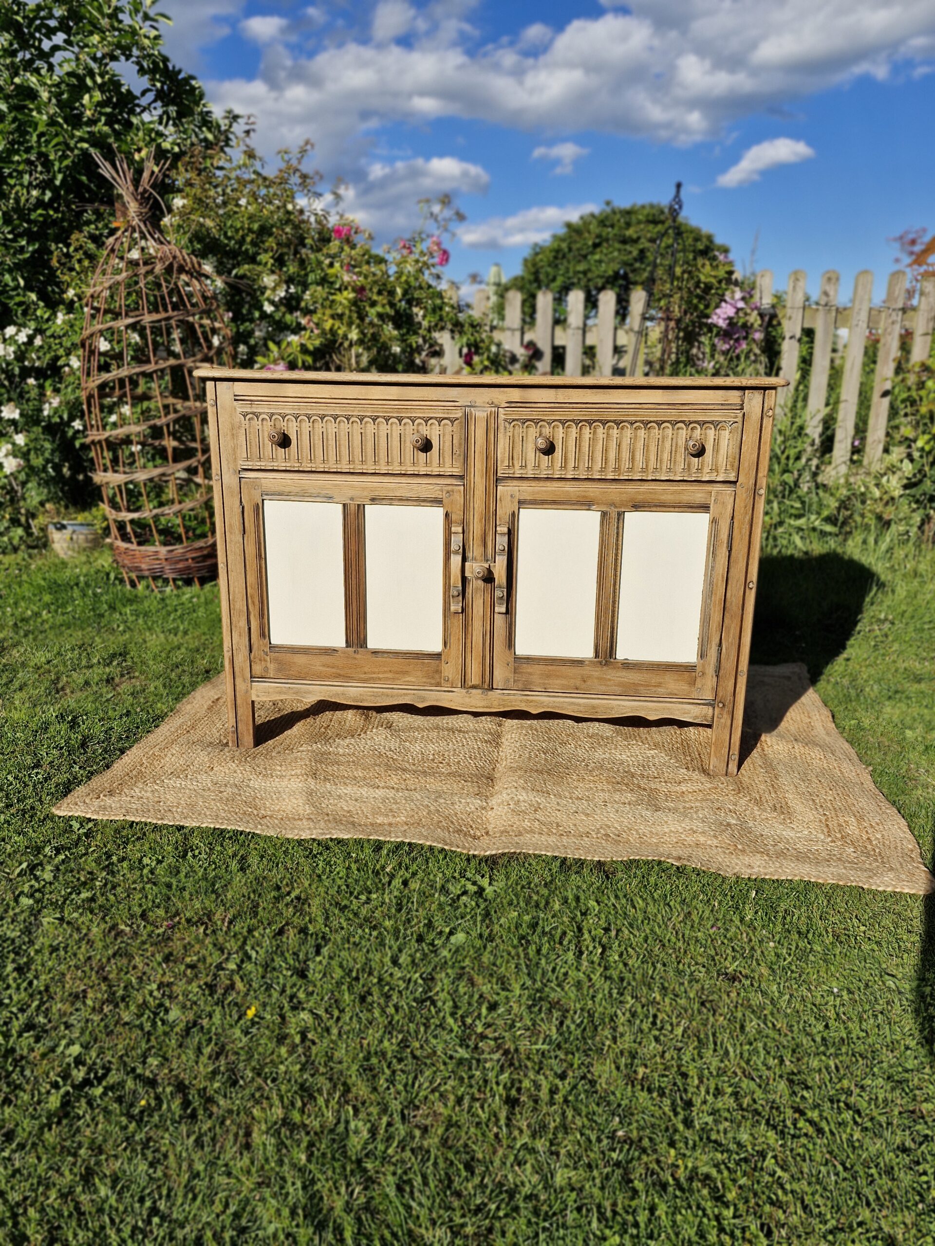 ERCOL Golden Dawn 1954s Welsh dresser/Sideboard. - Image 10