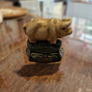 A Vintage Rustc Small iron pig doorstop Cast Iron Cute